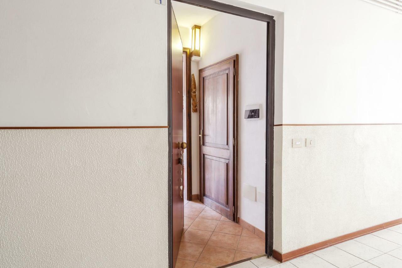 Ferrara Mercato Fancy Studio Bagian luar foto